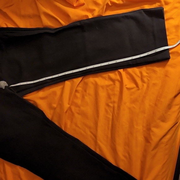 Ann Taylor 6P Black Cropped Slacks - Picture 6 of 6